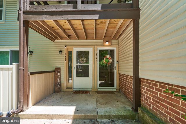 2841 CHABLIS CIR, Woodbridge, VA 22192