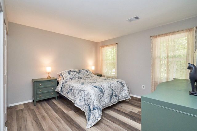 2841 CHABLIS CIR, Woodbridge, VA 22192