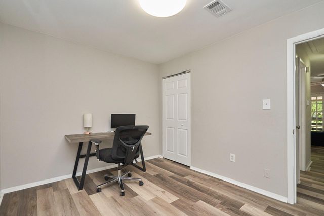 2841 CHABLIS CIR, Woodbridge, VA 22192