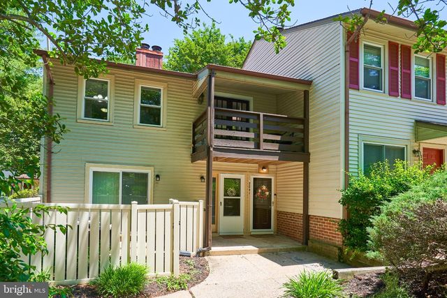 2841 CHABLIS CIR, Woodbridge, VA 22192