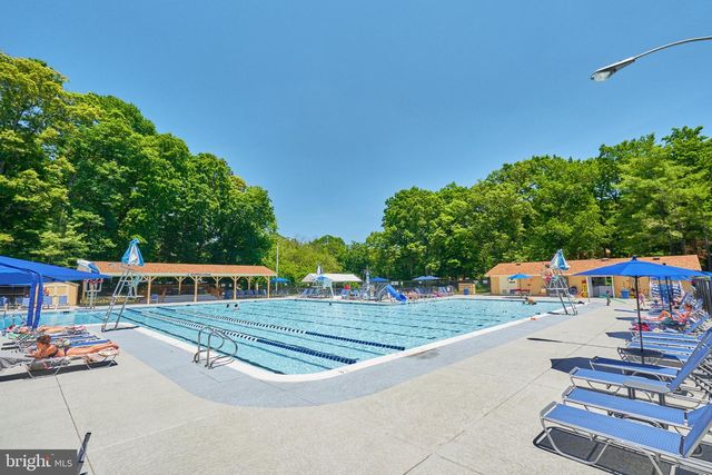2841 CHABLIS CIR, Woodbridge, VA 22192