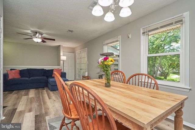 2841 CHABLIS CIR, Woodbridge, VA 22192
