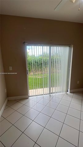 2551 SE 16th Ter 104, Homestead, FL 33035