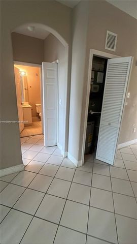 2551 SE 16th Ter 104, Homestead, FL 33035