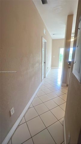 2551 SE 16th Ter 104, Homestead, FL 33035