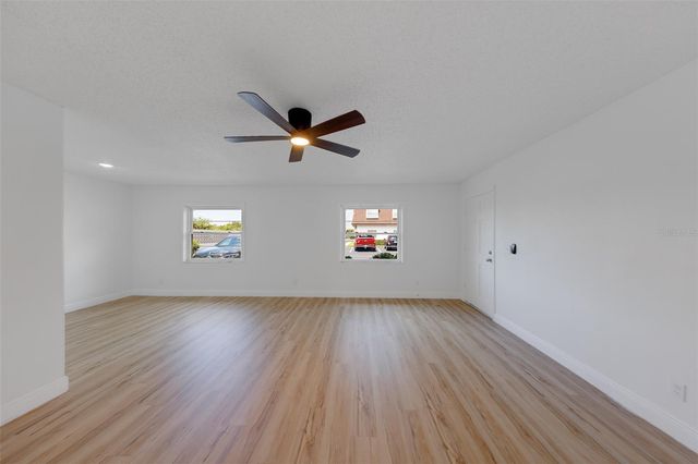 9218 TUDOR DRIVE P101, Tampa, FL 33615