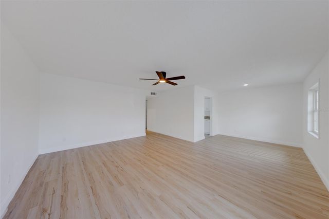 9218 TUDOR DRIVE P101, Tampa, FL 33615