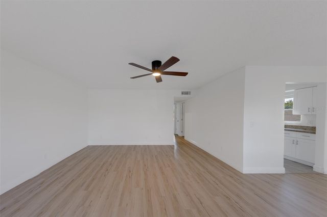 9218 TUDOR DRIVE P101, Tampa, FL 33615