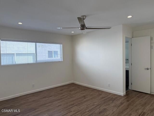 18619 Collins Street F7, Tarzana, CA 91356