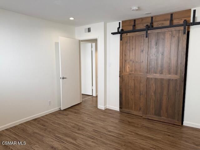 18619 Collins Street F7, Tarzana, CA 91356