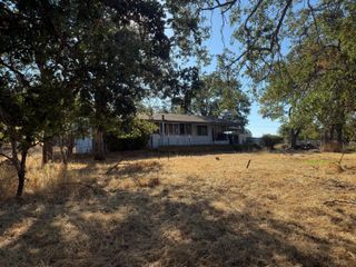 11270 Agate Road, Eagle Point, OR 97524