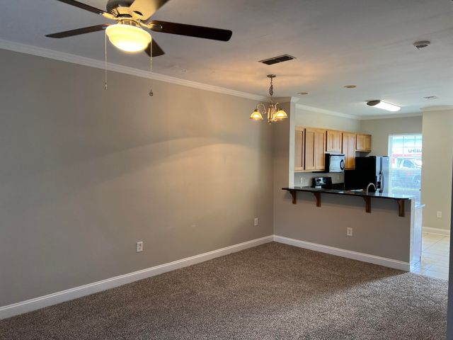 31 N Sand Palm Road, Freeport, FL 32439