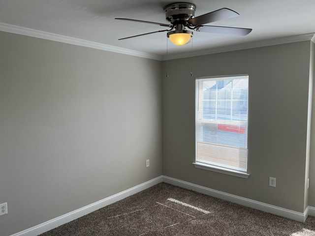 31 N Sand Palm Road, Freeport, FL 32439