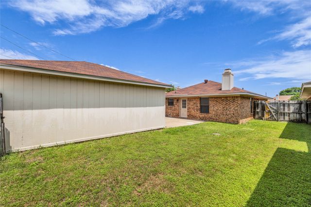 1409 Chapel Downs, Waco, TX 76712