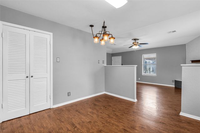 1409 Chapel Downs, Waco, TX 76712