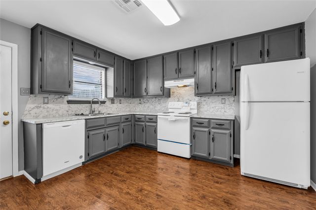 1409 Chapel Downs, Waco, TX 76712