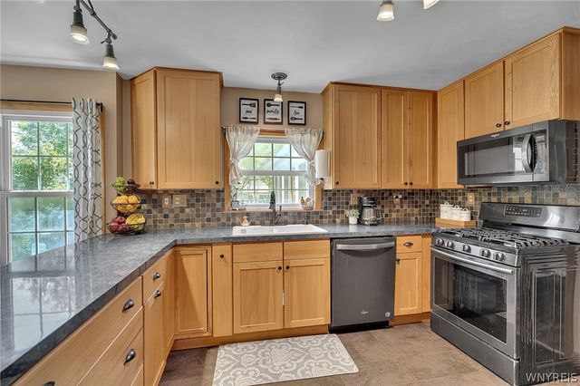 115 Tennyson Terrace, Amherst, NY 14221