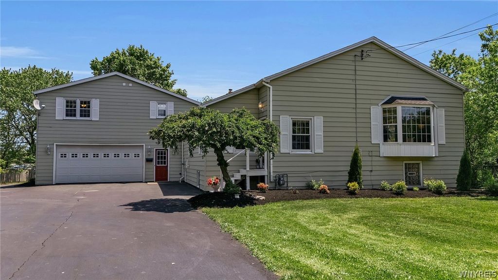 115 Tennyson Terrace, Amherst, NY 14221