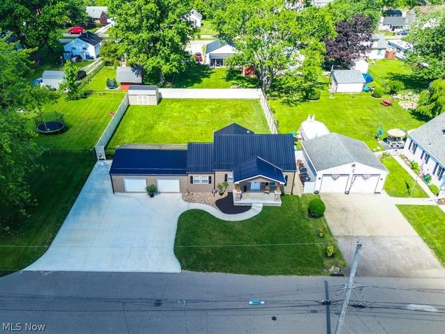 301 Avis Avenue NW, Massillon, OH 44646