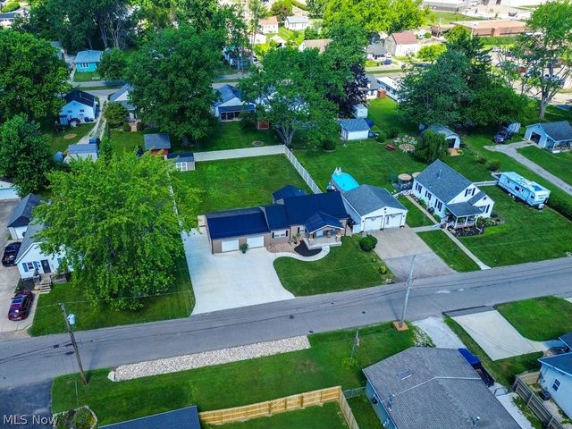 301 Avis Avenue NW, Massillon, OH 44646