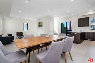 530 N Hayworth Avenue, Los Angeles, CA 90048