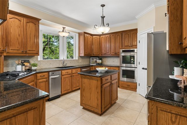 41 Oak Forrest Circle, Denton, TX 76210