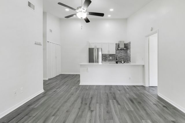 6392 Chasewood Drive F, Jupiter, FL 33458