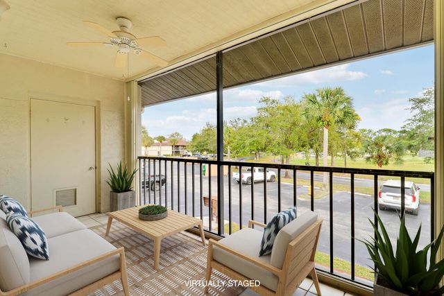 6392 Chasewood Drive F, Jupiter, FL 33458