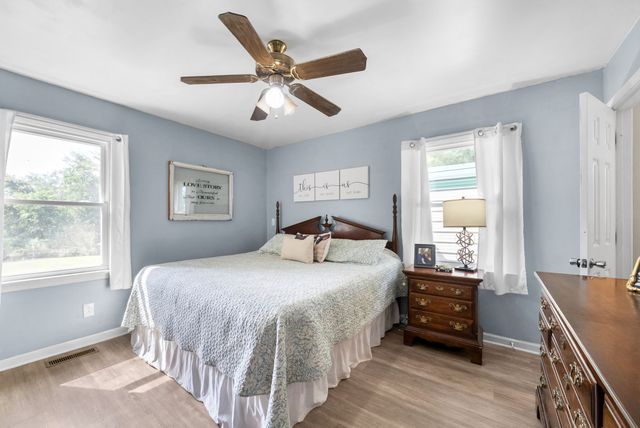 4409 Thomasville Rd, Chapmansboro, TN 37035