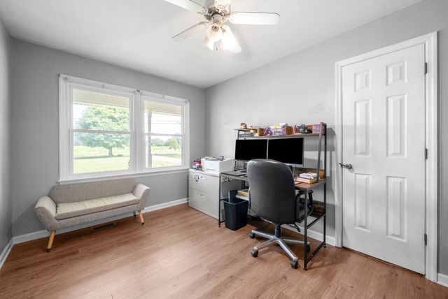 4409 Thomasville Rd, Chapmansboro, TN 37035