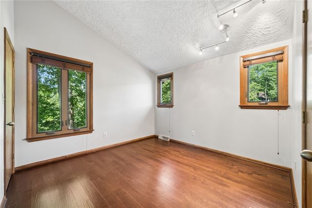 3150 Deerfield Ct, Murrysville, PA 15668