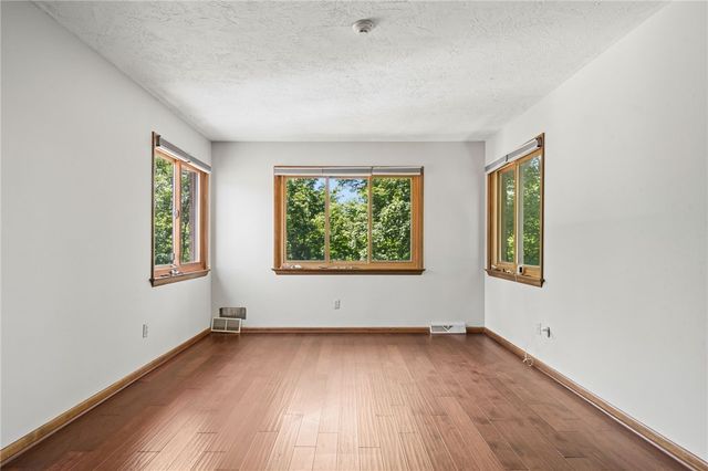 3150 Deerfield Ct, Murrysville, PA 15668