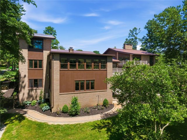 3150 Deerfield Ct, Murrysville, PA 15668