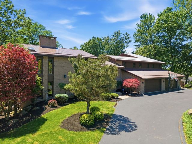 3150 Deerfield Ct, Murrysville, PA 15668