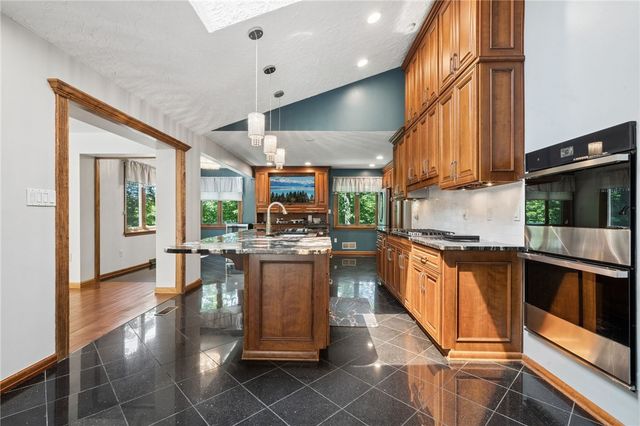 3150 Deerfield Ct, Murrysville, PA 15668