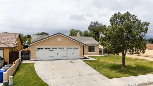 2294 N Smoketree Avenue, Rialto, CA 92377