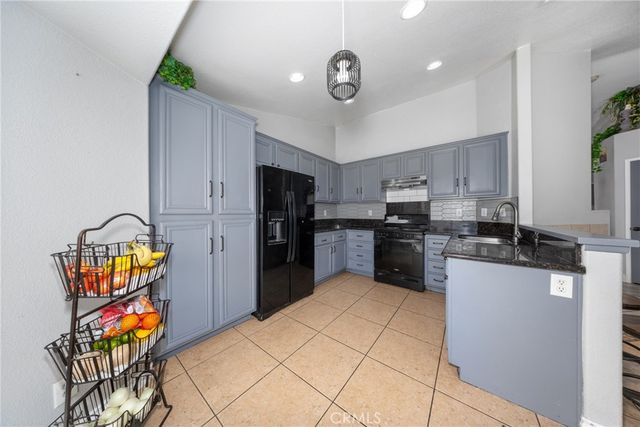 2294 N Smoketree Avenue, Rialto, CA 92377