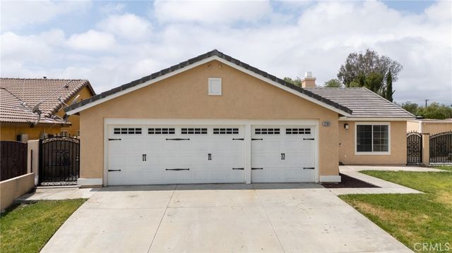 2294 N Smoketree Avenue, Rialto, CA 92377