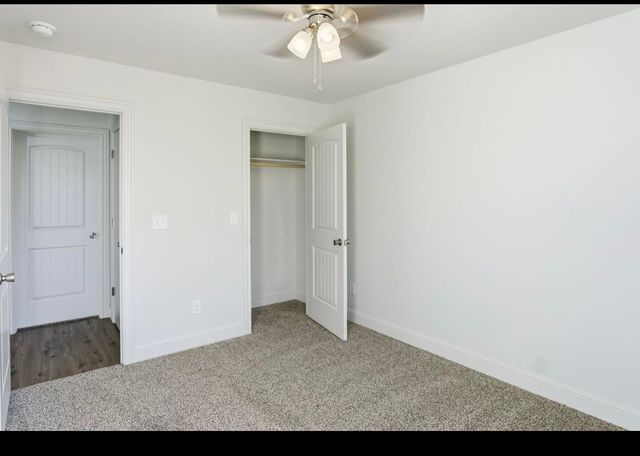 103 N Schifferdecker Avenue, Joplin, MO 64801