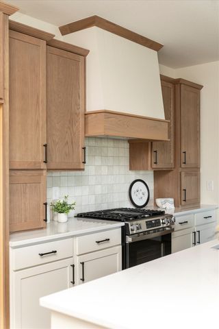 2610 NW Fairfield Drive, Ankeny, IA 50023