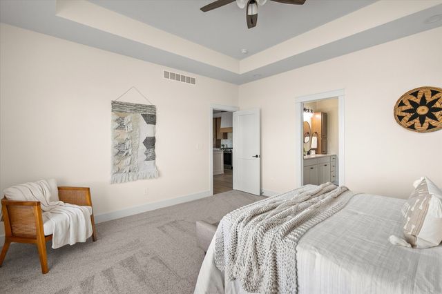 2610 NW Fairfield Drive, Ankeny, IA 50023