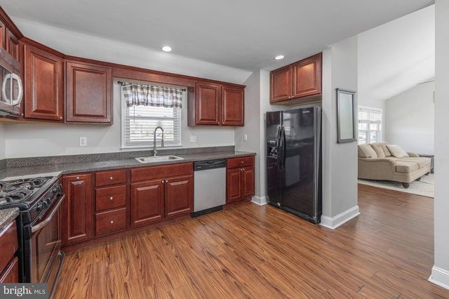 765 W ATLANTIC AVE, Sewell, NJ 08080