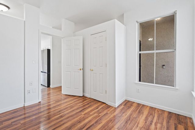 903 W Redwood Street, Hanford, CA 93230