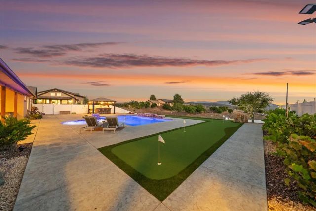 38141 Seneca Circle, Temecula, CA 92592