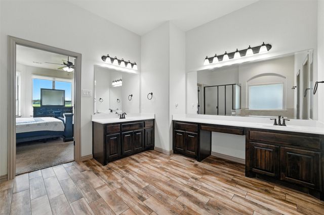 114 Taylor Ridge Drive, Waxahachie, TX 75167