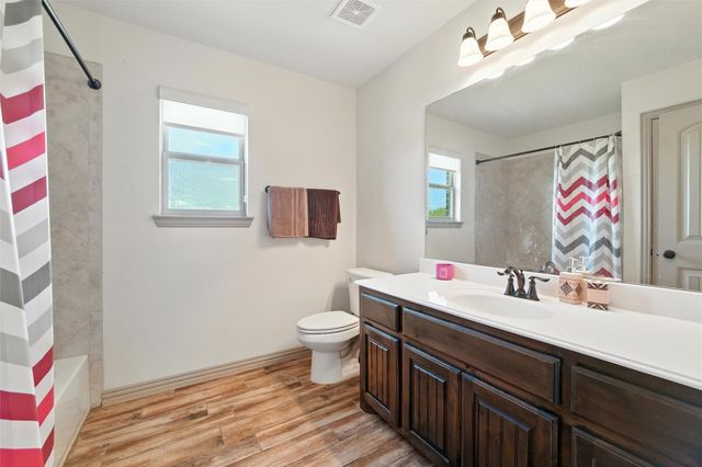 114 Taylor Ridge Drive, Waxahachie, TX 75167