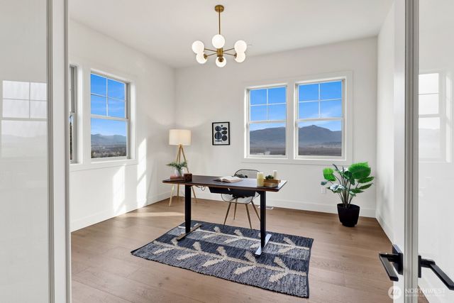 1030 Tinas Coma Drive, Burlington, WA 98233