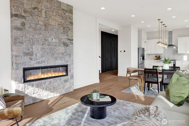 1030 Tinas Coma Drive, Burlington, WA 98233