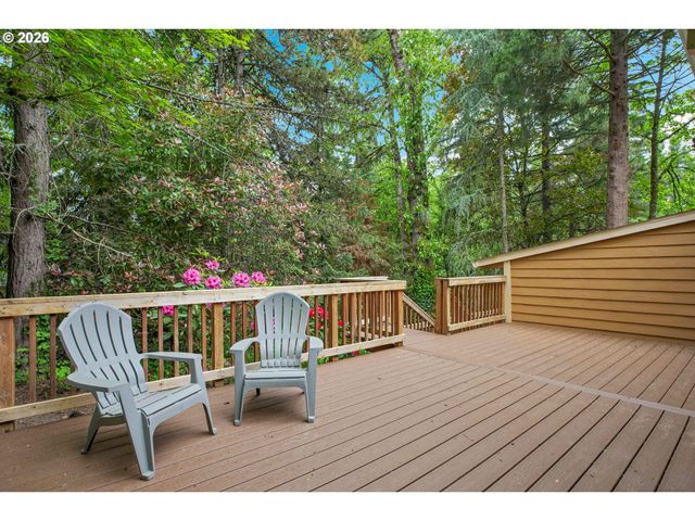 10033 Sw QUAIL POST Rd, Portland, OR 97219