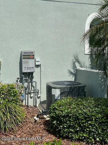 8004 Loren Cove Drive, Melbourne, FL 32940